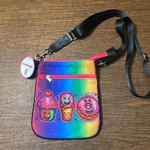 NWT: Top Trenz Lined Crossover Bag: “Airbrushed” Design